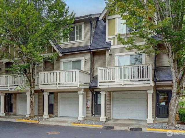 Townhouse for sale in Redmond, Washington