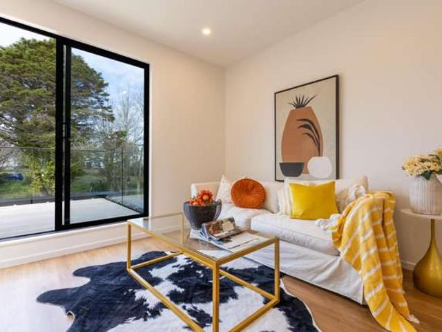 House for sale in Paremoremo