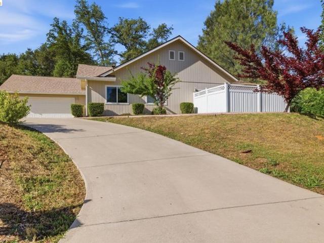 House for sale in Jamestown, California