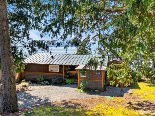 House for sale in La Conner, Washington
