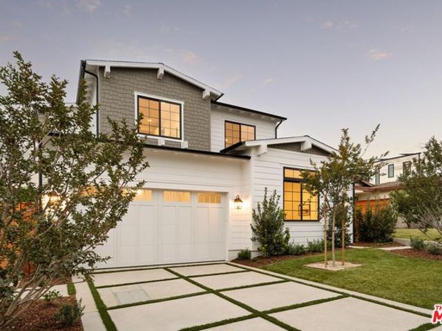 House for sale in Manhattan Beach, California