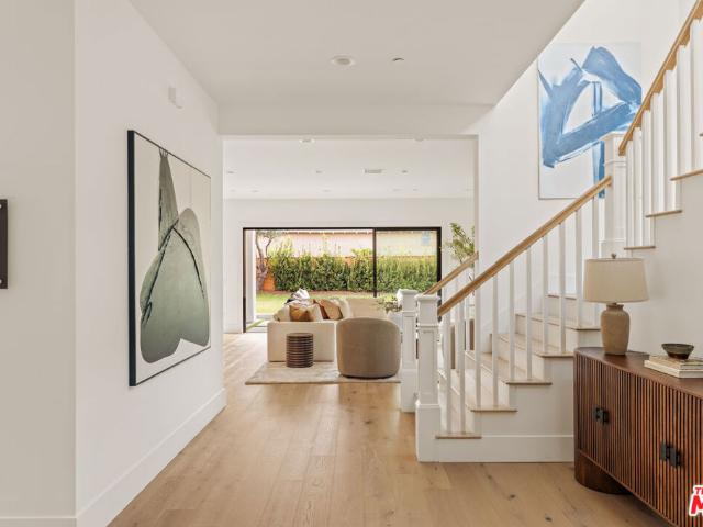 House for sale in Manhattan Beach, Los Angeles County