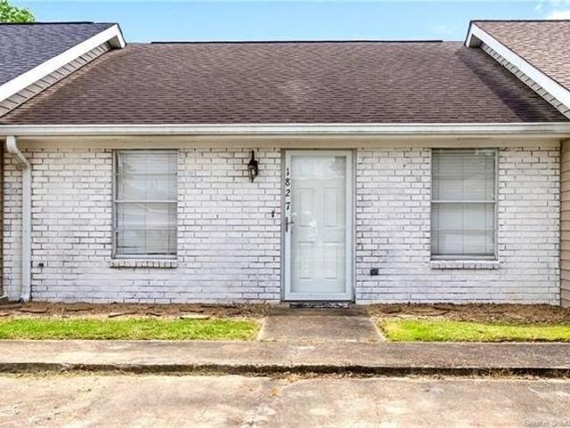 Townhouse for sale in Lake Charles