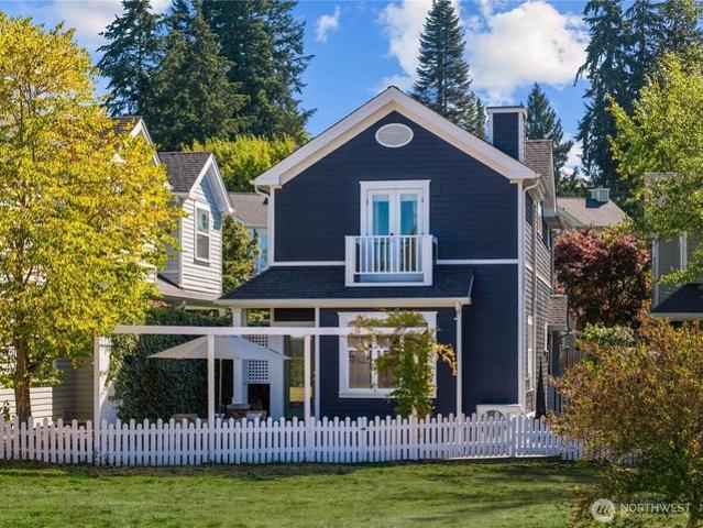 House for sale in Bainbridge Island, Washington