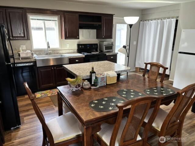 House for sale in Allyn, Washington