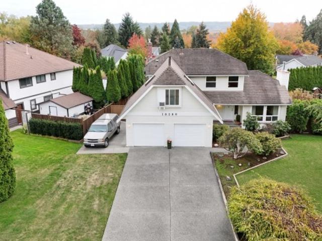 House for sale in Cloverdale, Surrey