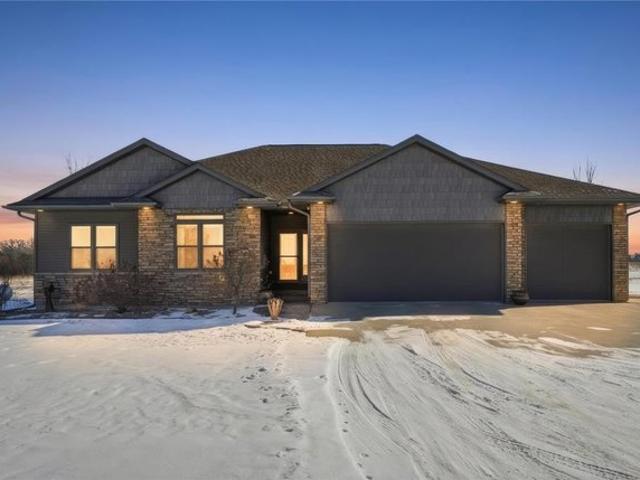 House for sale in Manchester, Iowa