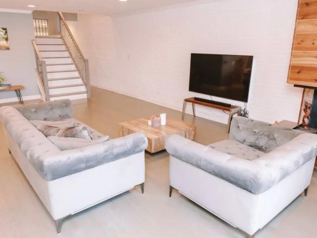 Townhouse for sale in Glenview, Illinois