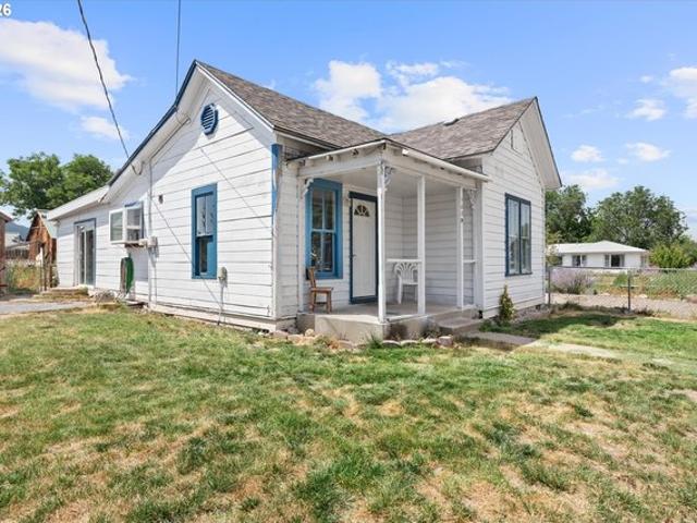House for sale in Oregonia