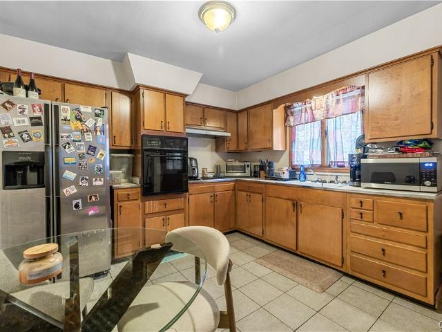 House for sale in Oneida, New York