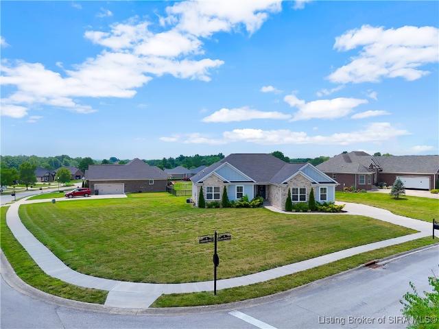 House for sale in Henryville