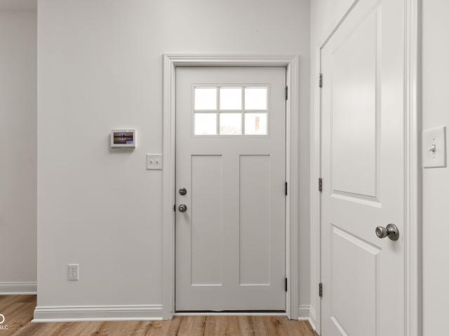 Townhouse for sale in Near Eastside, Camby