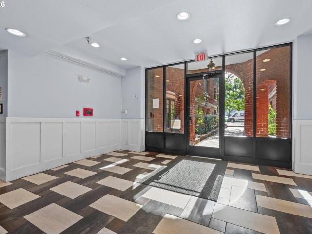 Condo for sale in Oregonia