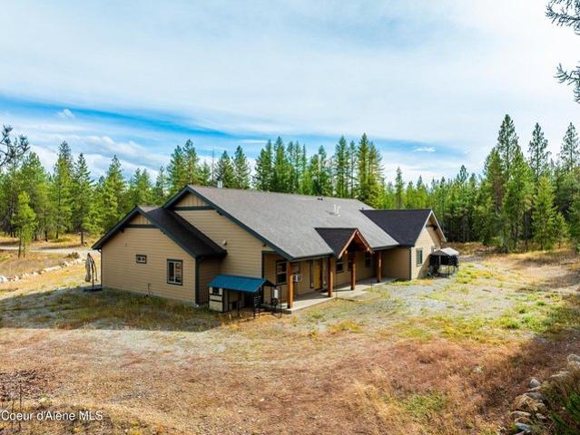 House for sale in Athol, Idaho