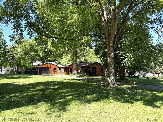 House for sale in Bloomfield Hills, Michigan
