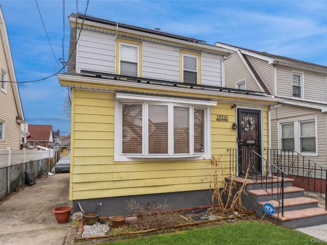 House for sale in Queens, Arverne