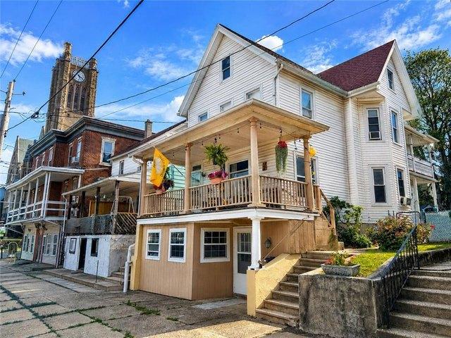 House for sale in Carbon, Pennsylvania
