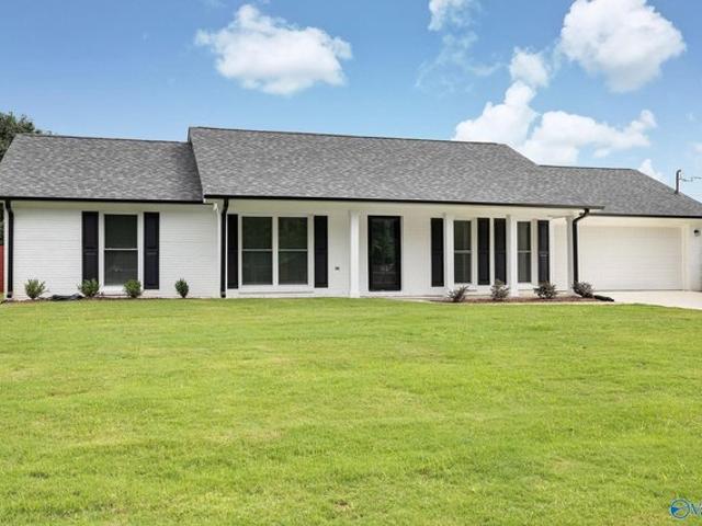 House for sale in Harvest, Alabama
