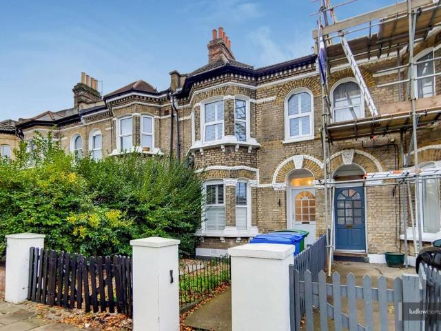 House for rent in London Borough of Southwark, Greater London