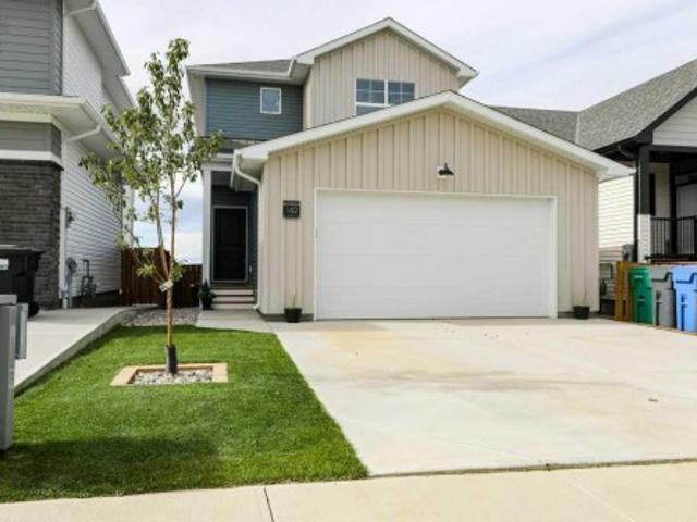 House for sale in Black Wolf, Lethbridge