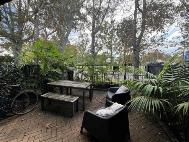 Townhouse for rent in Hillersden