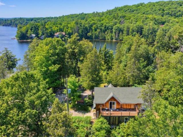 House for sale in Les Collines-de-l'outaouais, Quebec