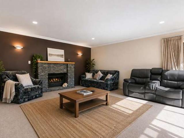 House for sale in Manurewa, Oroua County