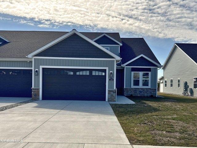 Condo for sale in Brighton Gardens, Northwood
