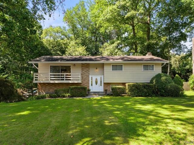 House for sale in Mahopac, Town of Carmel