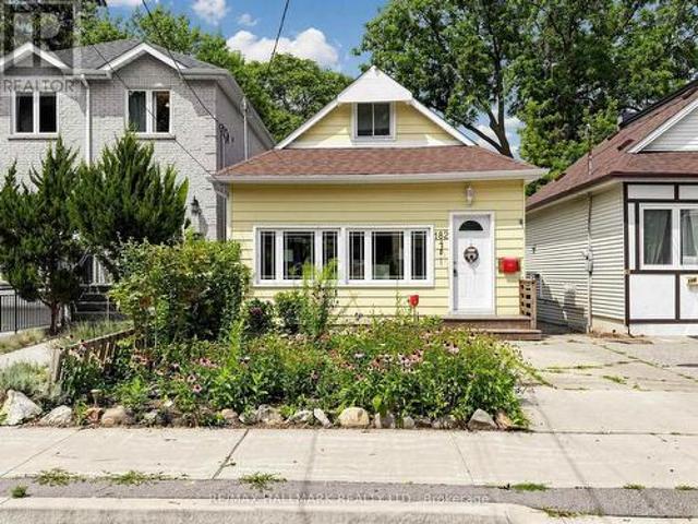 House for sale in Woburn, Ontario