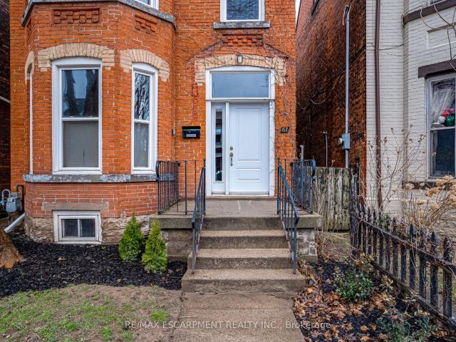 House for sale in Ancaster, Ontario