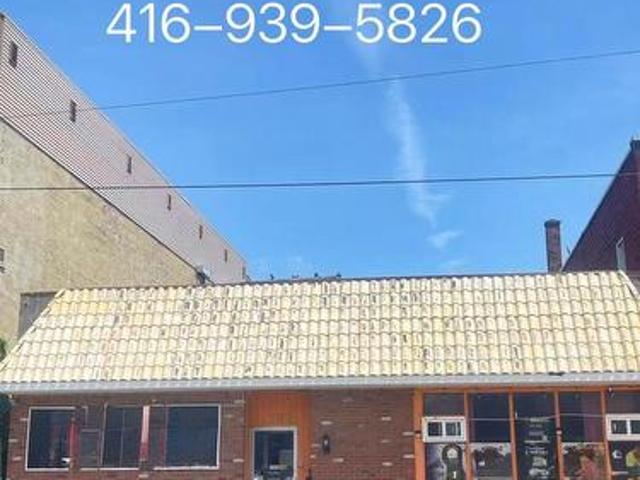 Commercial for rent in Niagara, Ontario