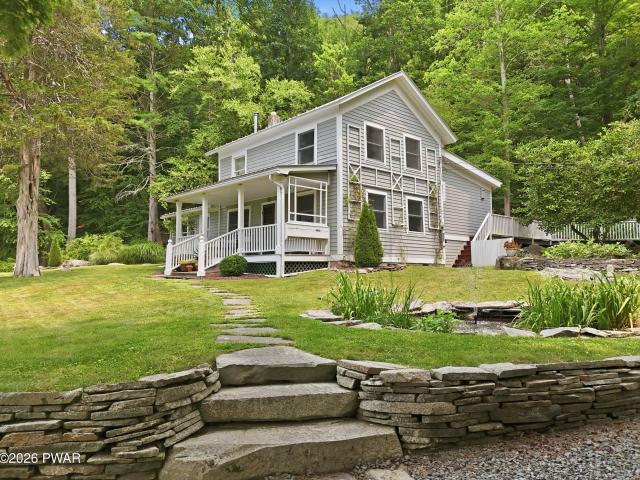 House for sale in Beach Lake, Pennsylvania