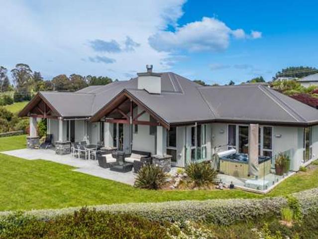 Property for sale in Redwood Valley, Nelson Bays