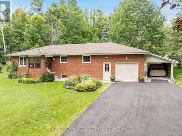 House for sale in Oro-medonte, Ontario