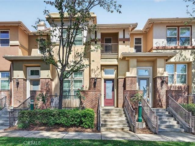 Townhouse for sale in Claremont, California