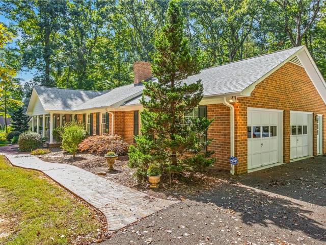 House for sale in Mount Airy, Surry County