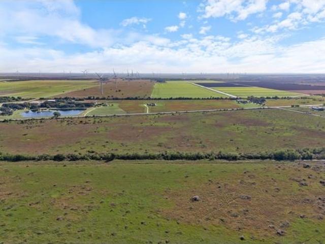 Land for sale in Rymers, Wadsworth