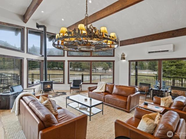 House for sale in Easton, Washington