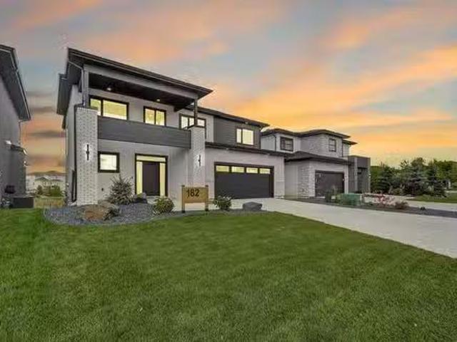House for sale in East St. Paul, Manitoba