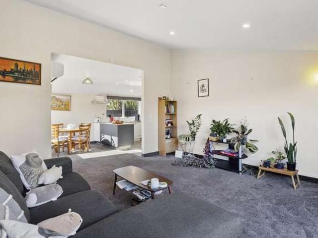 Apartment for sale in Otakou