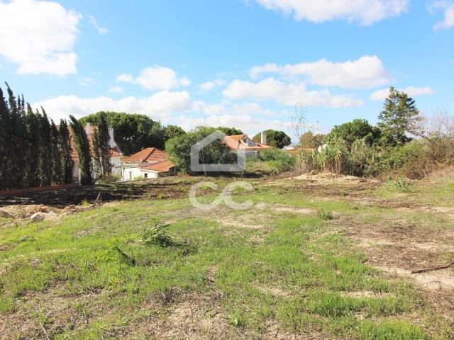 Terreno venda em Almada, Setúbal
