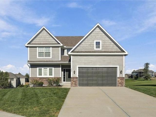 House for sale in Rock Creek, Smithville