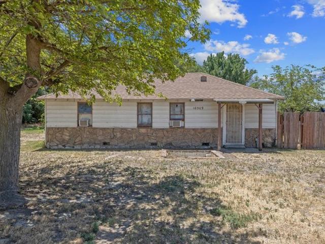 House for sale in Lemoore, California