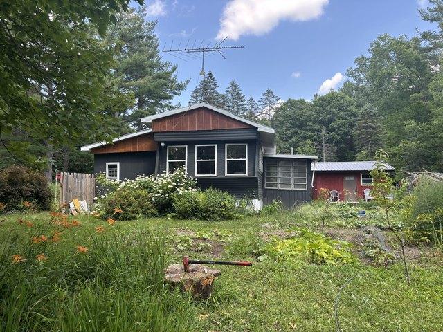 House for sale in Stanwood, Michigan