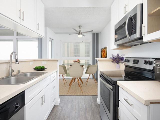 Apartment for rent in Long Beach, California