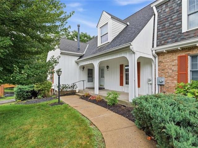 Condo for sale in Allison Park, Pennsylvania