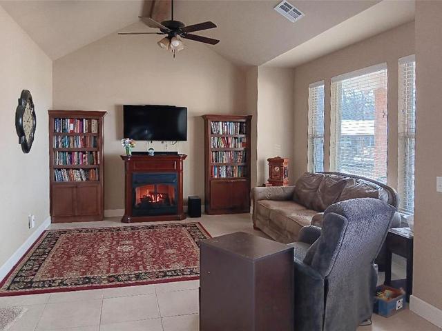 House for sale in Twin Lakes, Crescent