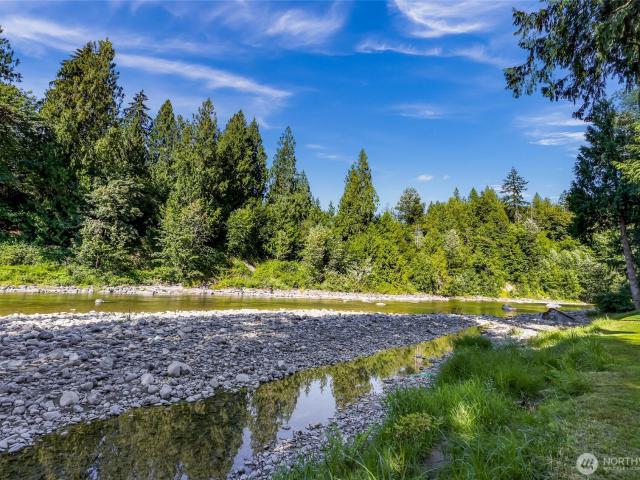 House for sale in Granite Falls, Washington