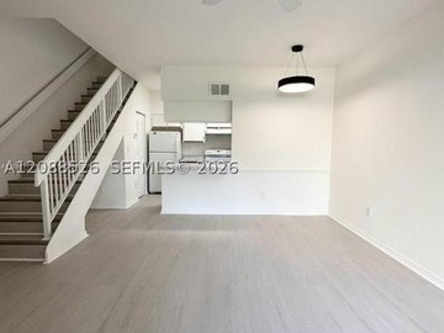 Condo for sale in Hialeah, Miami-Dade County